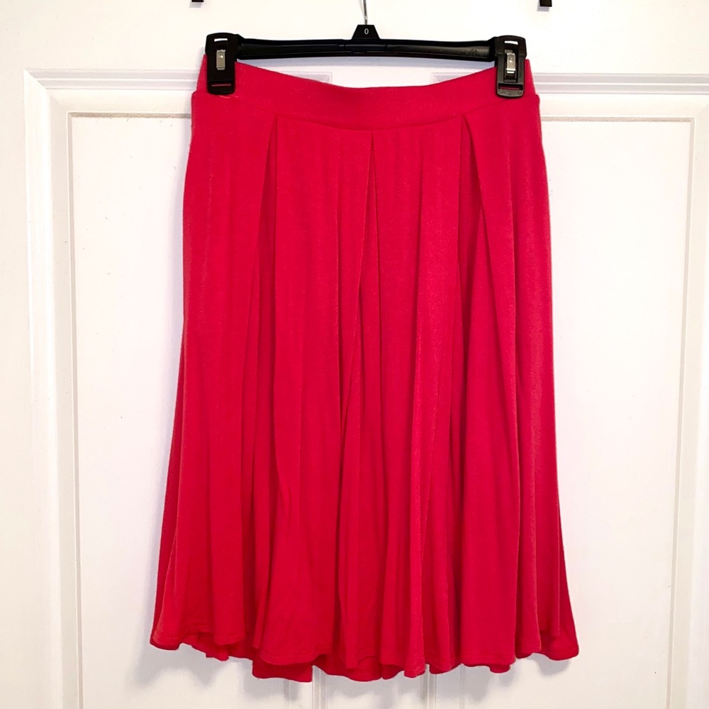 LuLaRoe💕 Madison Pink Skirt 💕EUC!